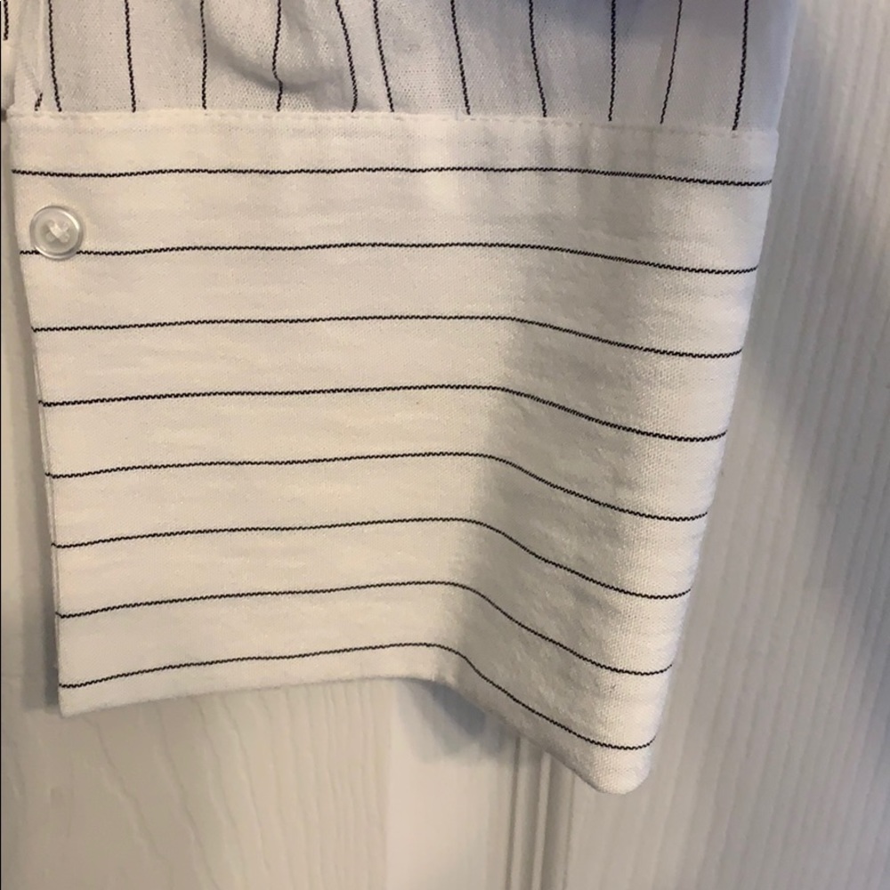 Mossimo Blouse - Picture 3 of 4